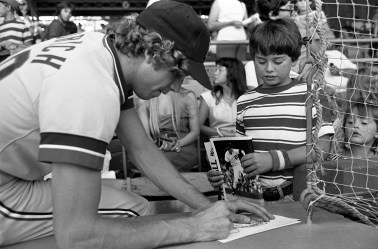 People at Bosse Field with the Evansville Triplets and Mark Fidrych of the Detroit Tigers, 1977. (MSS 034-1710)