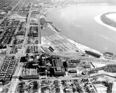 Aerial view of Mead Johnson, 1961. Source: John Doane Collection (MSS 022-1598).