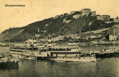 Postcard of Ehrenbreitstein fortress in Koblenz, Germany, 1918. Source: Roy Kennedy collection, MSS 256-083.