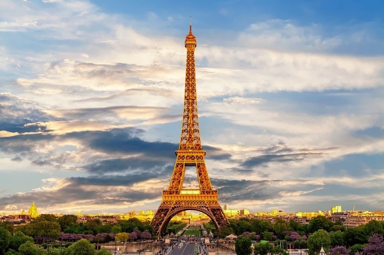 Eiffel Tower, n.d. Source: https://pixabay.com/en/eiffel-tower-paris-france-travel-3349075/