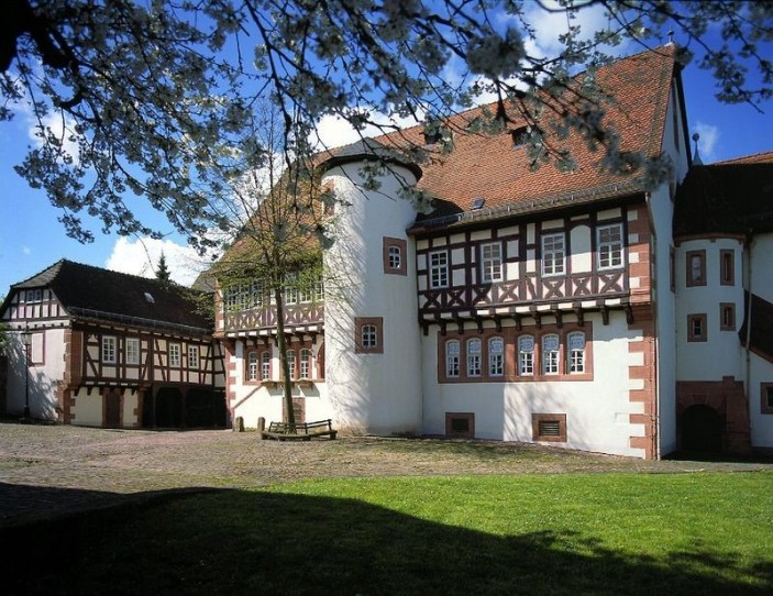 3. Grimm Home