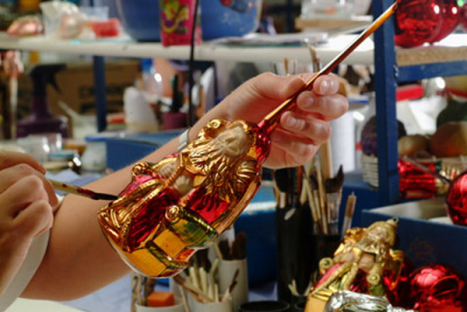 Hand made glass ornaments from the Source: https://tinyurl.com/rhxzp4r