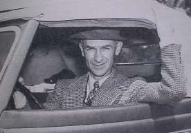 3. Ernie Pyle Inside Car