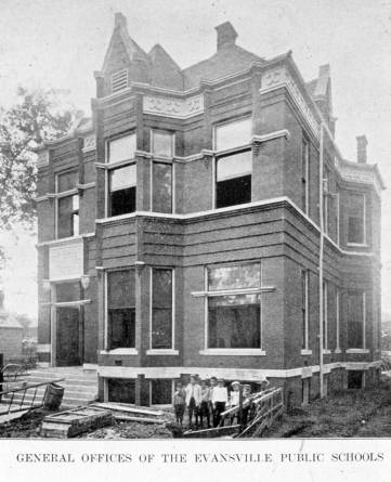 This image of the Evansville Public Schools General Office dates to 1910. Source: Brad Awe collection, MSS 184-1076.